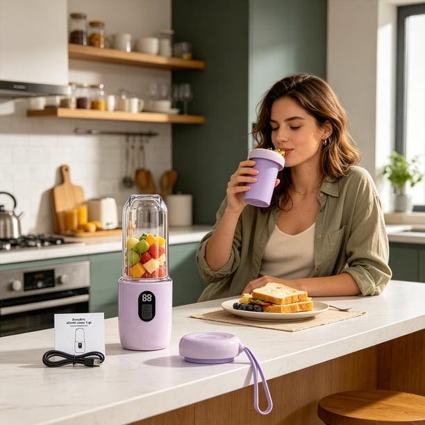 Portable USB Rechargeable Blender – Fresh Smoothies Anywhere